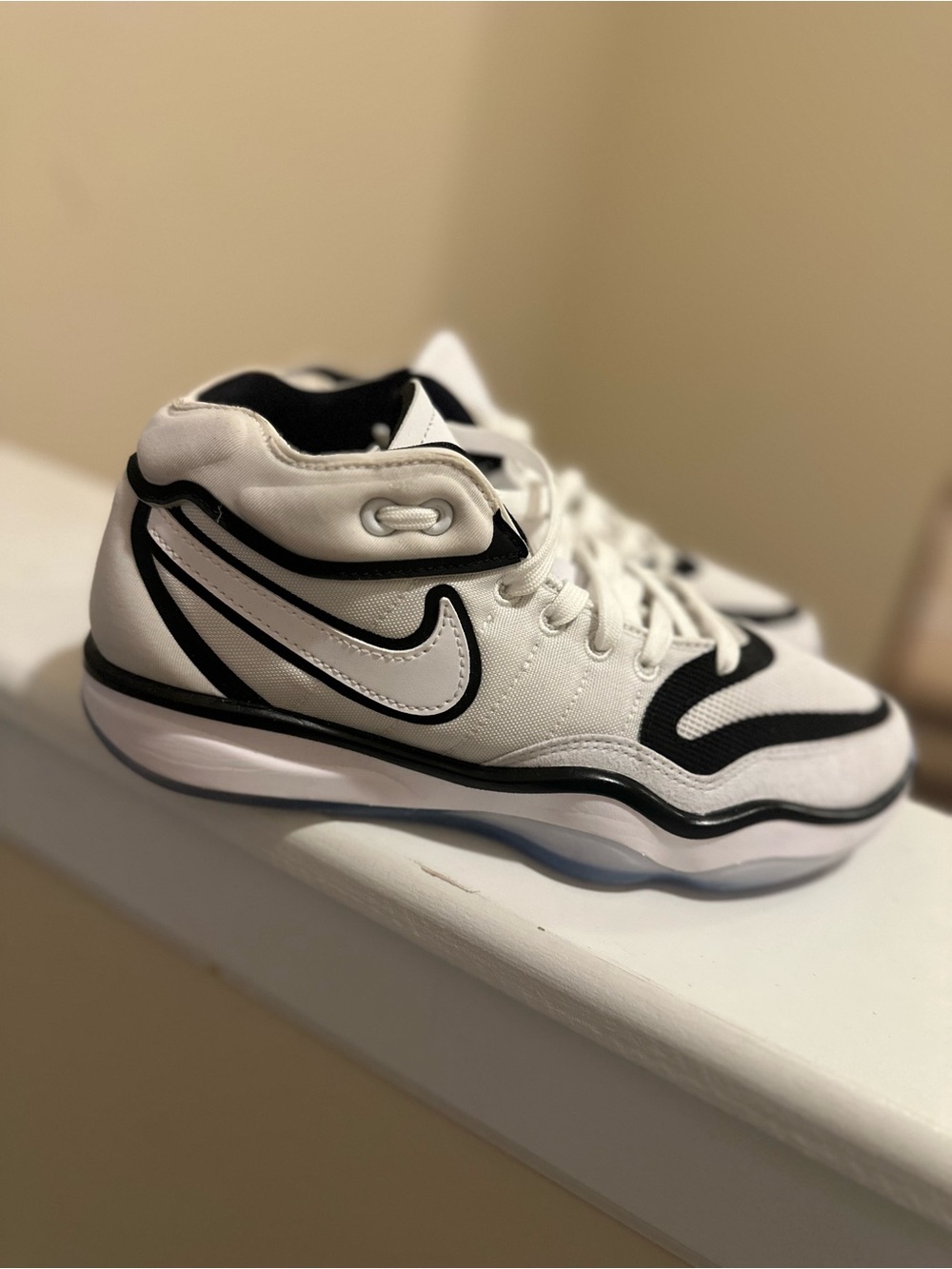 Nike Air Zoom G.T. Hustle 2 Sneakers Men's 6.5 / Women's Size 8 BRAND NEW